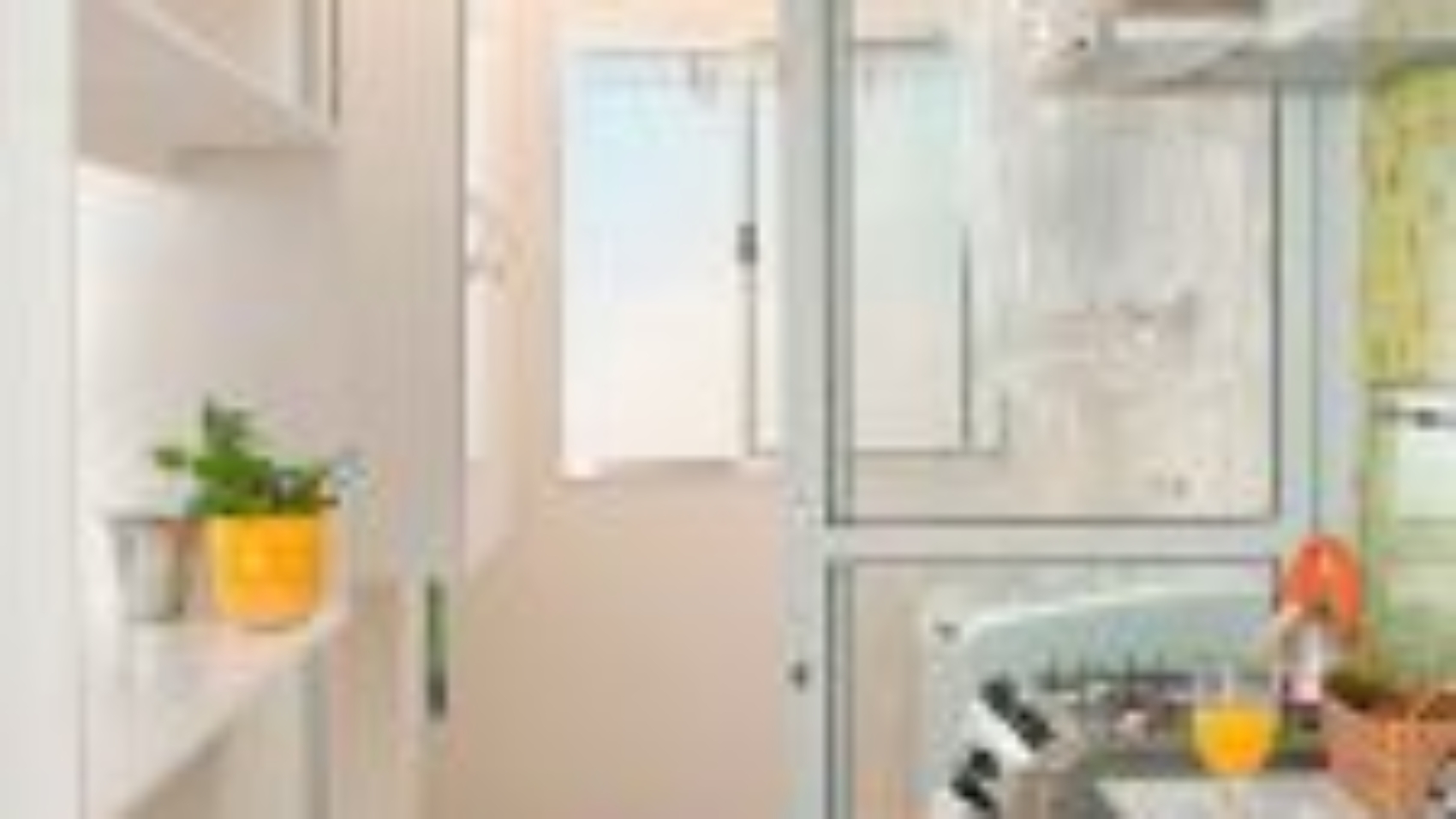 divisoria-de-vidro-lavanderia-cozinha-150x150